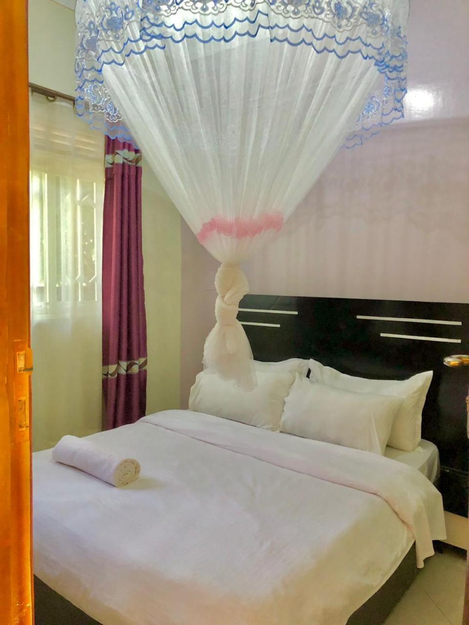 Airport Shoebill Hotel Entebbe Zewnętrze zdjęcie